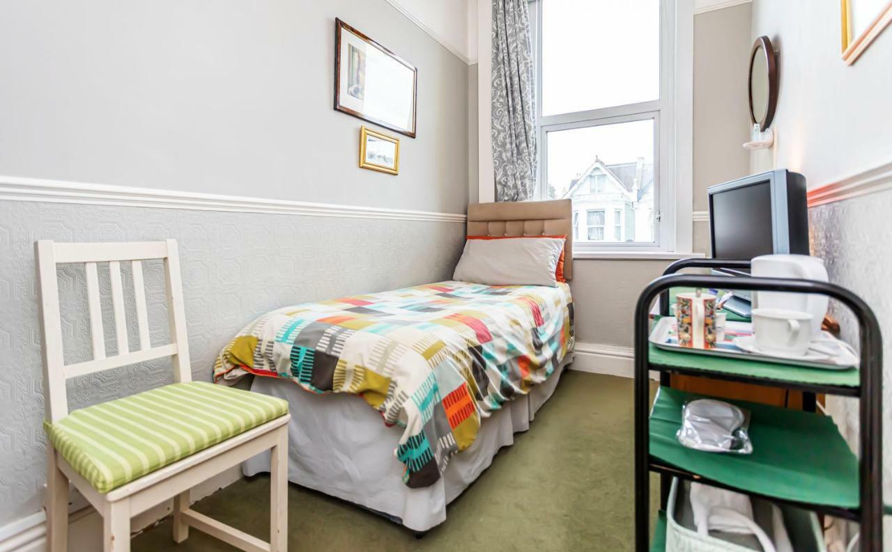 The Ravensbourne Hotel Bournemouth Phòng bức ảnh